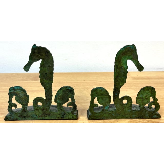 Metal Arts & Crafts Bronze Seahorse Bookends, Attributed to E.T. Hurley, c.1920 For Sale - Image 7 of 18