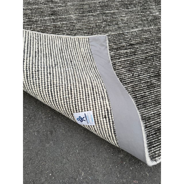 2010s 7ft 10in × 9ft 8in Loloi Villa Area Rug, Slate For Sale - Image 5 of 12