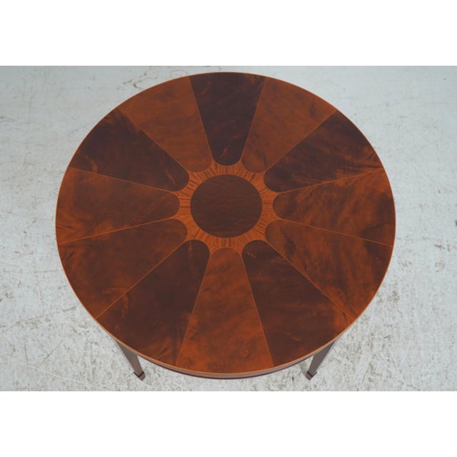 Traditional Baker Round Mahogany Center Parlor Table For Sale - Image 3 of 12