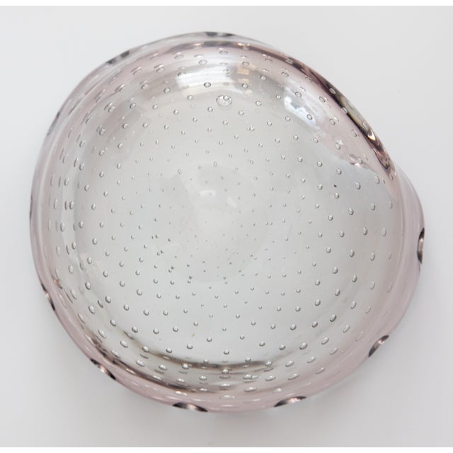 Vintage Italian Murano Scalloped Art Glass Controlled Bubbles Bowl For Sale In Houston - Image 6 of 8