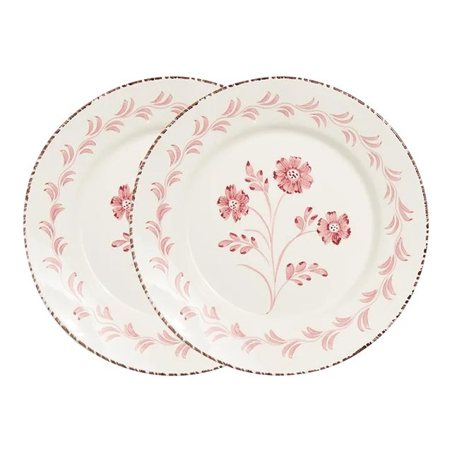 Casa Nuno Pink and White Dinner Plates, Vines, 3 Flowers/Vines, Set of 2 For Sale