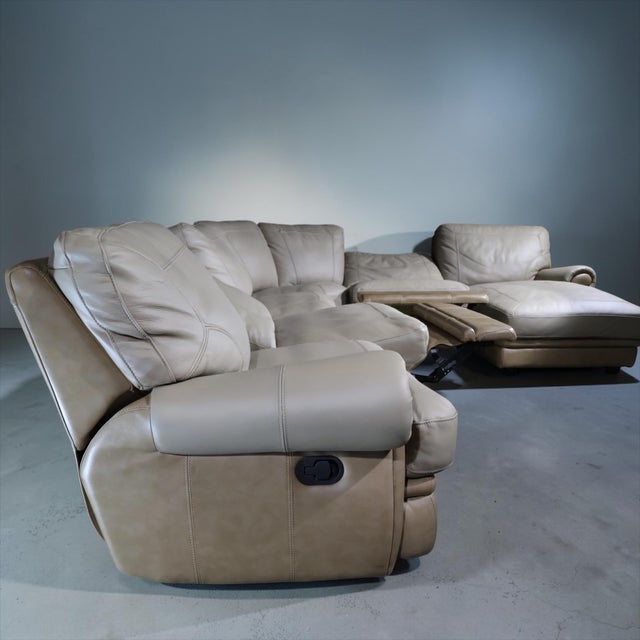 2020s Large Curved Modular Leather Sectional With Chaise – 6 Piece Contemporary Lounge Sofa For Sale - Image 5 of 10