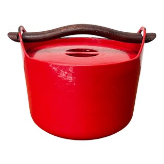 Mid-Century Modern Red Enamel Cast Iron Pot with Teak Handle by Timo Sarpaneva for Rosenlew of Finland, 1960s For Sale