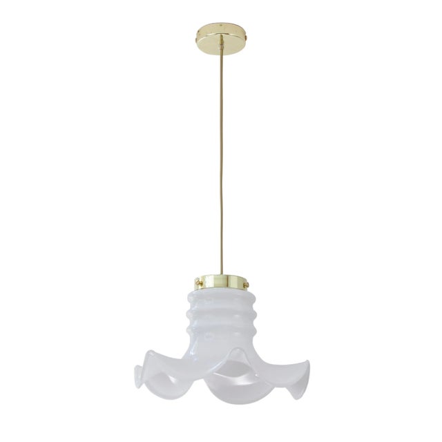 The product is supplied with brass structure. It is possible to wire it for the US-Canada standard in 110v. Extendable...