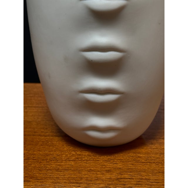 Jonathan Adler Jonathan Adler Gala Lips Vase For Sale - Image 4 of 12