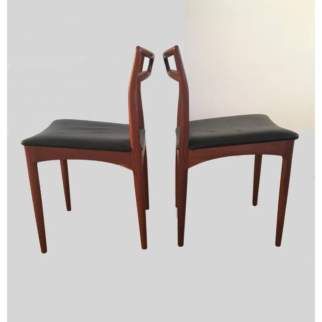 1960s Danish Dining Chairs in Teak by Johannes Andersen for Christian Linneberg, Restored with Reupholstery, 1960s, Set of 4 For Sale - Image 5 of 11