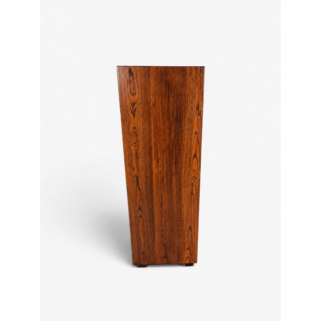 Wood 1970s Henredon Artefacts Gentleman’s Chest in Warm Oak Finish For Sale - Image 7 of 16