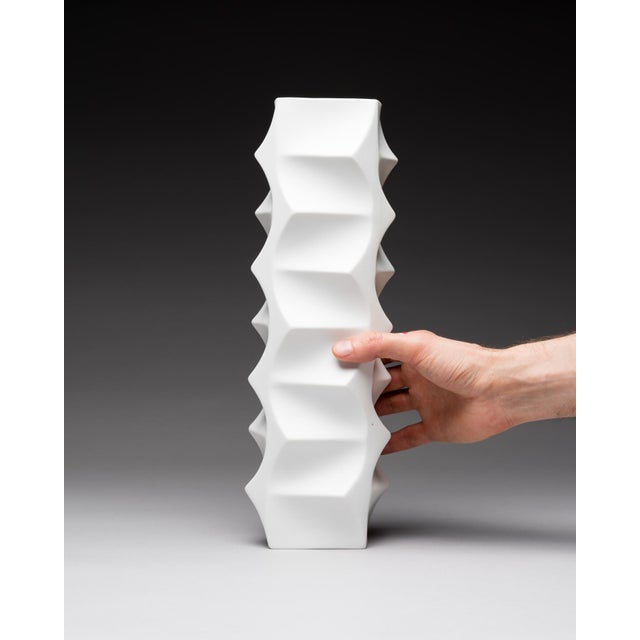 White Archais Bisque Porcelain Vase by Heinrich Fuchs for Hutschenreuther, Germany, 1970s For Sale - Image 4 of 9