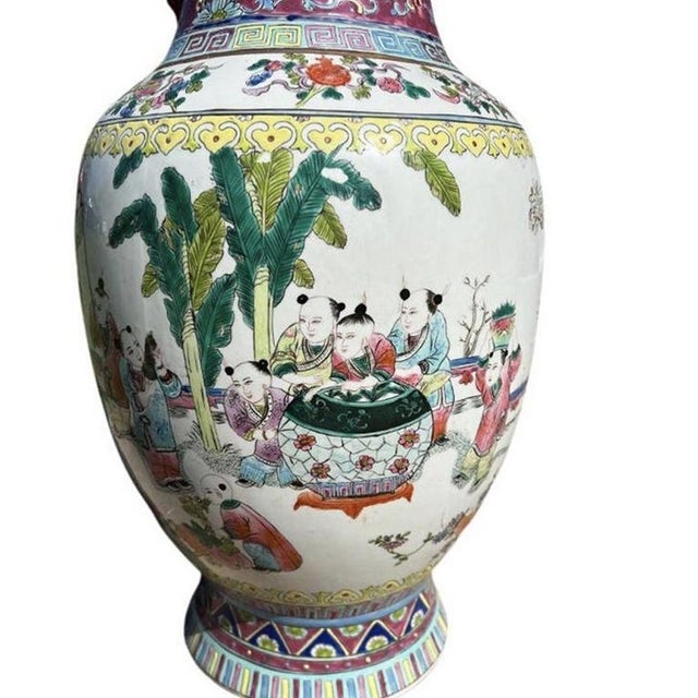 Chinoiserie Mid 20th Century Tall Ceramic Famille Rose Pink Chinoiserie Vase For Sale - Image 3 of 7