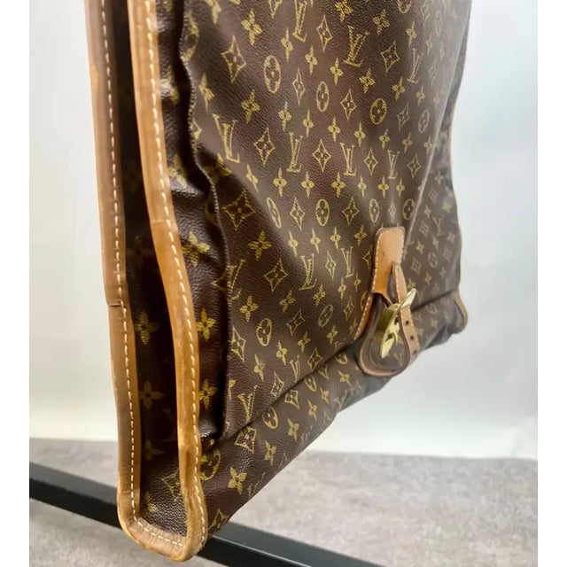Louis Vuitton Vintage Monogram Garment Bag For Sale In New York - Image 6 of 18