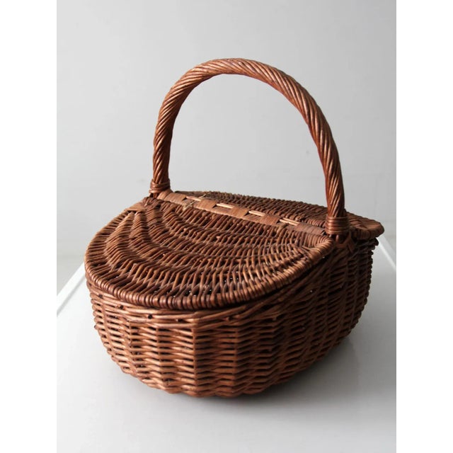 Vintage Wicker Split-Lid Picnic Basket For Sale - Image 14 of 15