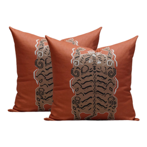Rust Le Tibetan en Solo Pillows, Pair