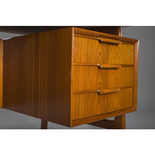Model 75 Teak Desk by Gunni Omann for Omann Jun Furniture Factory, 1960s For Sale - Image 10 of 18