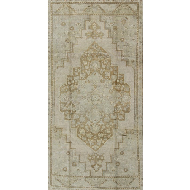 Pale Colored Vintage Turkish Oushak Rug in Gray, Taupe, Cream and Light Brown 6'11 X 10'8 For Sale - Image 4 of 8