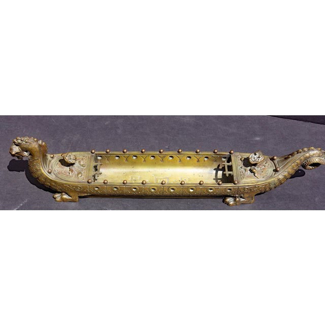 Chinese Bronze Chinese Dragon Boat Inkwell 19th Century For Sale - Image 3 of 7