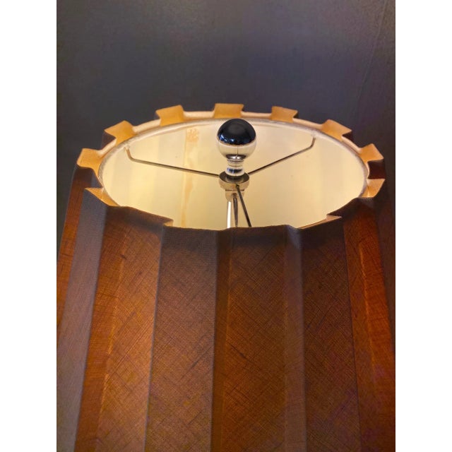 Chapman Manufacturing Company Vintage Ceramic Table Lamp by Chapman For Sale - Image 4 of 10