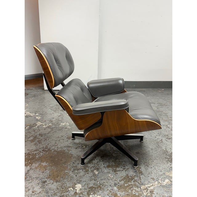 Herman Miller Charles & Ray Eames for Herman Miller Eames Lounge Chair + Ottoman For Sale - Image 4 of 12