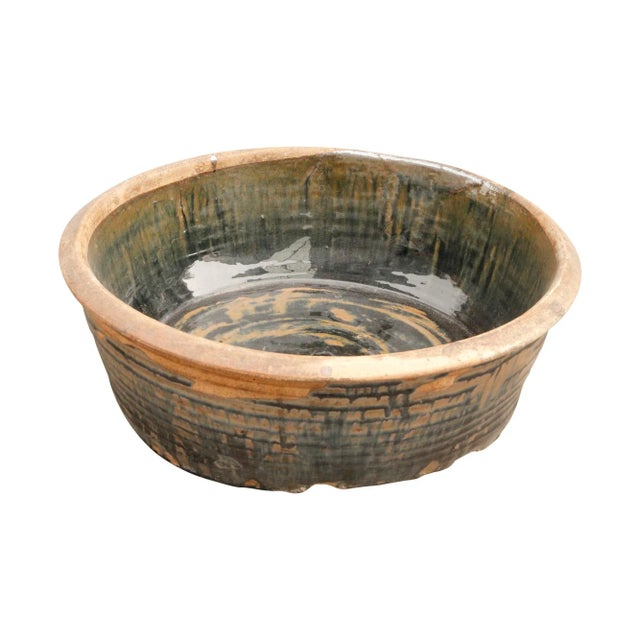 Introduce a touch of history and elegance to your space with this Mid-Century Vintage Black Porcelain Kitchen Basin. Once...