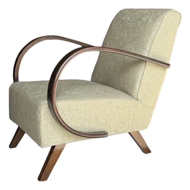 Bentwood Lounge Chair by Jindrich Halabala For Sale
