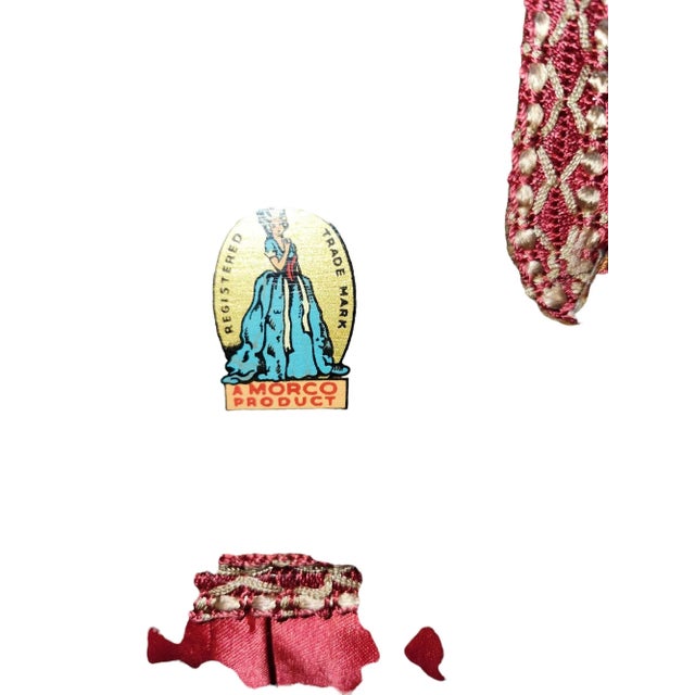 1940s English Morco Sewing Box For Sale In Atlanta - Image 6 of 7