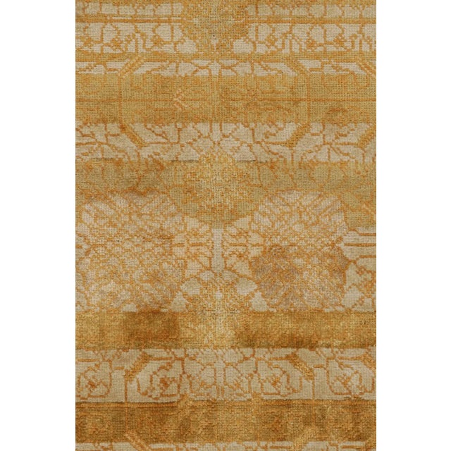 Rug & Kilim’s Samarkand-Inspired Rug, Muted Geometric-Floral Patterns in Gold For Sale In New York - Image 6 of 8
