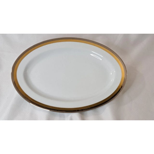 1980s 1980s Fitz & Floyd Platine d'OR Oval Serving Platter with Platinum & Gold Rim For Sale - Image 5 of 10