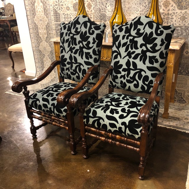 1990s Pair of Traditional Italian Walnut Louis XIII Style Arm Chairs For Sale - Image 11 of 13