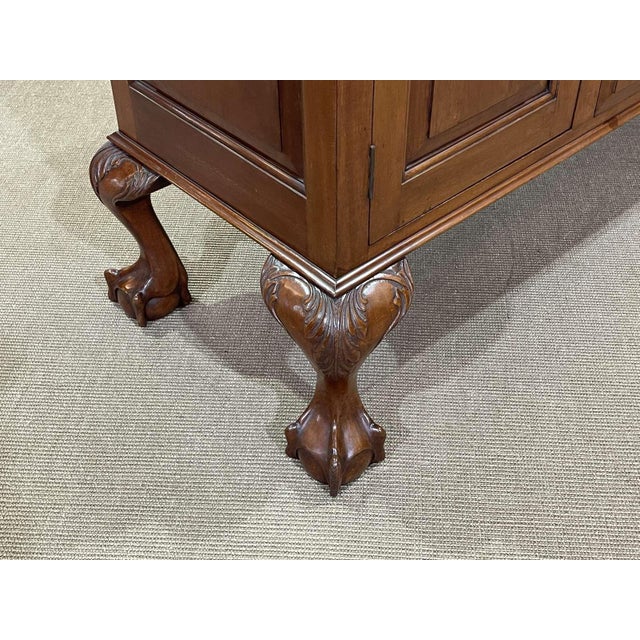 Early 20th Century English Mahogany Sideboard For Sale - Image 4 of 18