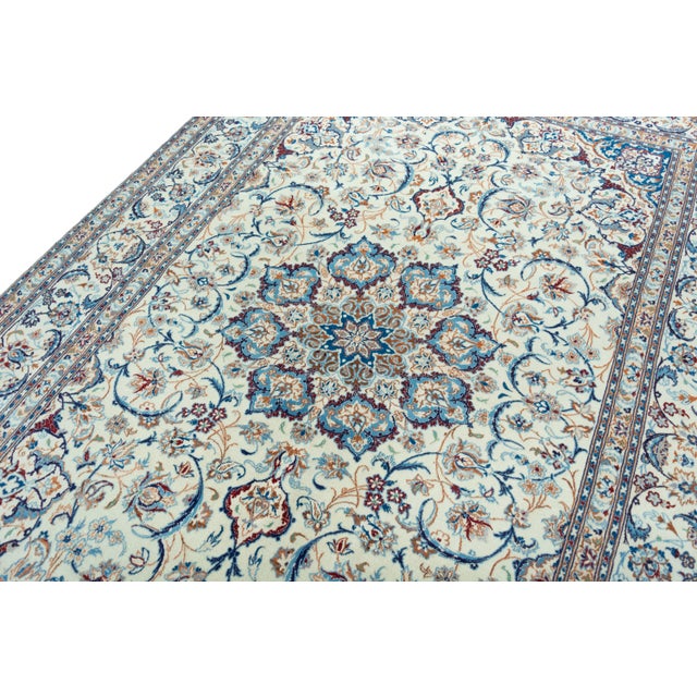 Hand-Knotted Oriental Rug with Silk For Sale - Image 5 of 12
