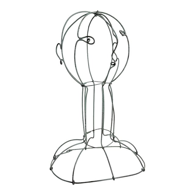 16" Wire Bust in the Style of Alexander Calder, Late 20th Century For Sale
