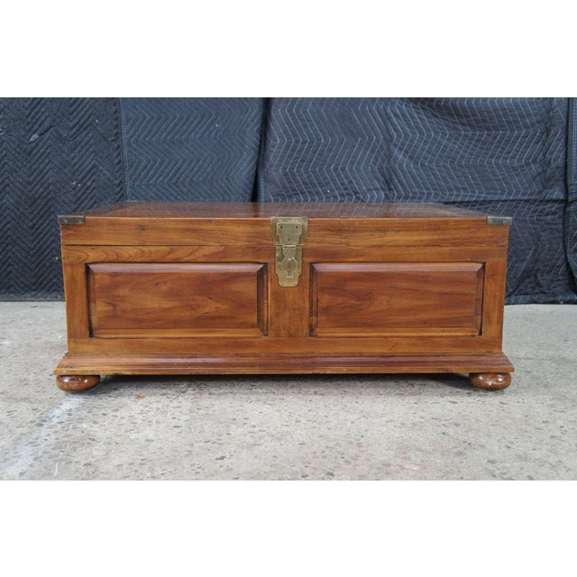 20th Century British Colonial Campaign Style Cherry Coffee Table Blanket Chest For Sale - Image 12 of 13