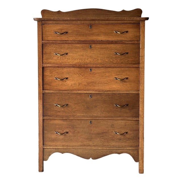 Antique Scalloped Quarter Sawn Golden Oak Chest of Drawers For Sale