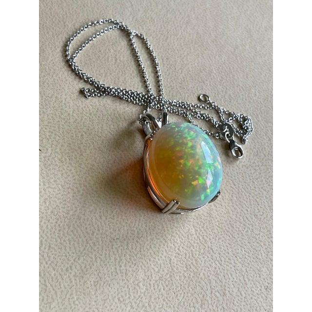 Op Art 40 Carat Oval Ethiopian Opal Pendant / Necklace 14 Karat White Gold Necklace For Sale - Image 3 of 18