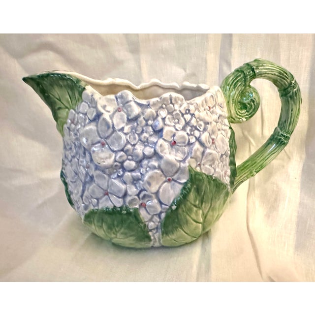 1990s Fitz & Floyd Oci Blue Hydrangea Teapot & Pitcher Set For Sale - Image 5 of 11