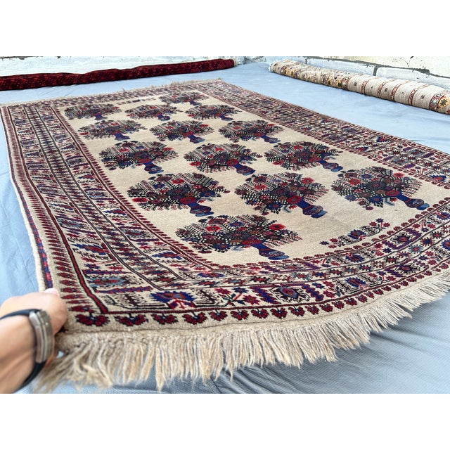 Persian Pictorial Flower Ivory Vase Design Hand-Knotted Wool Rug - 6'10" X 9'7" For Sale - Image 3 of 13