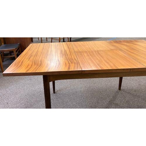 Mid Century Modern Extending Teak Dining Table c.1960 For Sale - Image 15 of 16