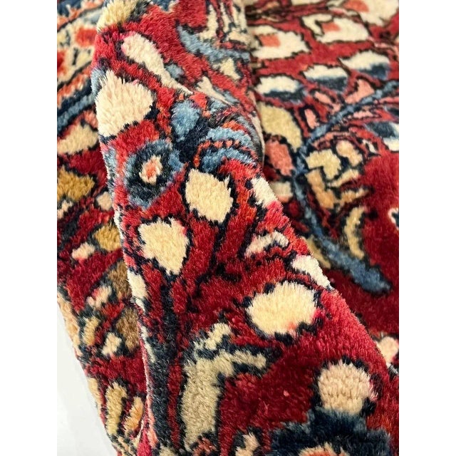 Traditional Persian Hand Knotted Antique Sarouk For Sale - Image 3 of 7