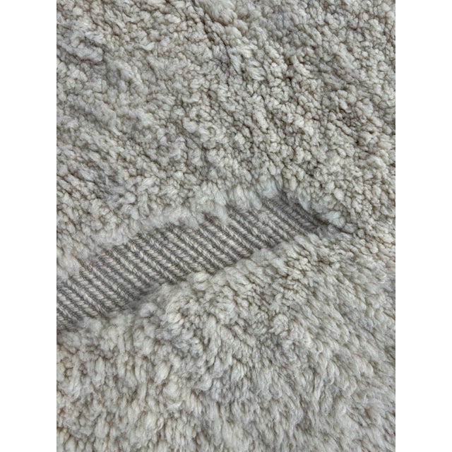 2020s Moroccan Rug Hand Knotted For Sale - Image 5 of 8