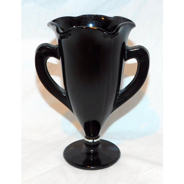1930s 1930s l.e. Smith Black Milk Glass Loving Cup For Sale - Image 5 of 6