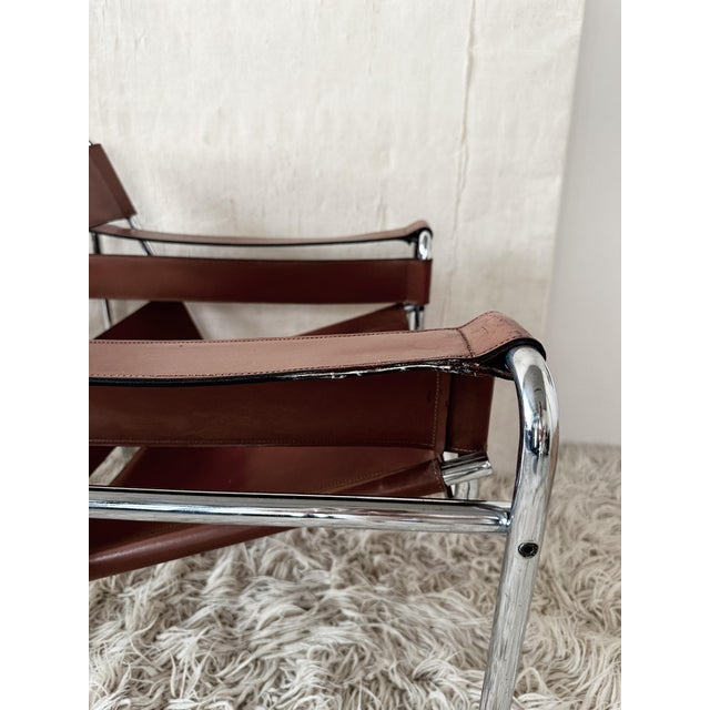 Wassily B3 Armchairs in Cognac Leather by Marcel Breuer, 1980s For Sale - Image 4 of 7