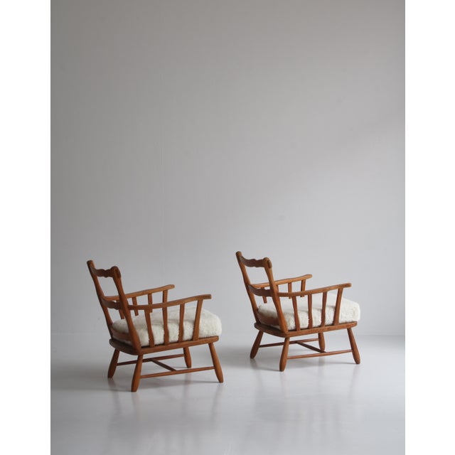 Set of Pinewood & Sheepskin Lounge Chairs, Sweden, 1940s For Sale - Image 12 of 18