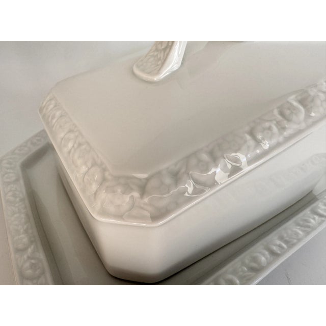 Modern White Maria Cheese Dome by Philip Rosenthal for Rosenthal Selb, Germany, 1938, Set of 2 For Sale - Image 3 of 13