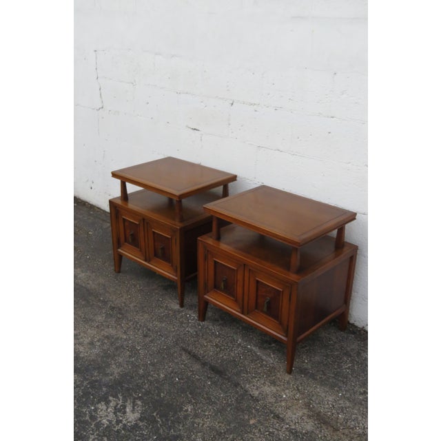 Fancher Furniture Mid 20th Century Nightstands Side End Bedside Tables a Pair, Attributed For Sale - Image 4 of 17