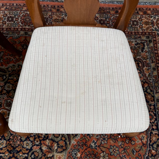 Vintage Thomasville Winston Court Collection Queen Anne Solid Cherry Dining Chairs - A Pair (A) For Sale - Image 9 of 16