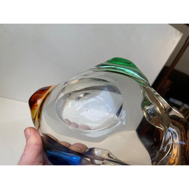 Rainbow Art Glass Dish by Frantisek Zemek for Mstisov, Czech, 1960s For Sale - Image 9 of 11