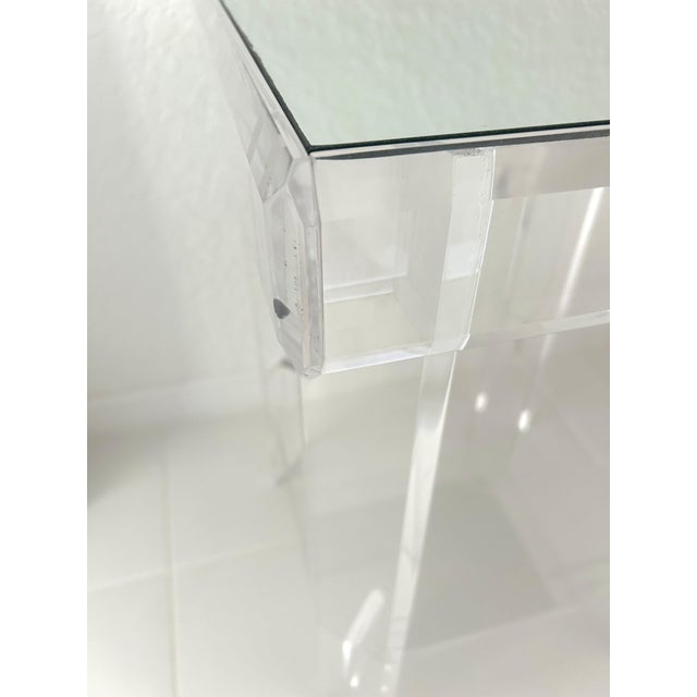 Mid-Century Modern Mid-Century Lucite Mirror Occasional Side Table For Sale - Image 3 of 6