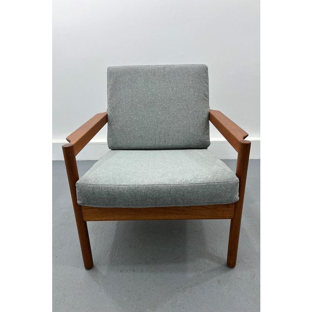 Armchair by Ib Kofod-Larsen for Magnus Olesen, 1956 For Sale - Image 9 of 17