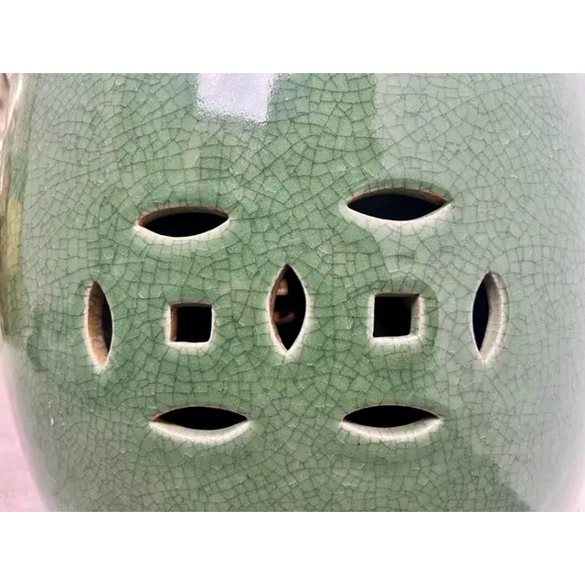 Vintage Chinoiserie Emerald Green Glazed Ceramic Drum Garden Stool or Pedestal For Sale - Image 9 of 11