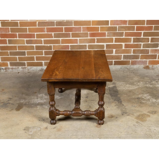 Wood English 19th Century Oak Coffee Table with Single Drawer and Turned Base For Sale - Image 7 of 12