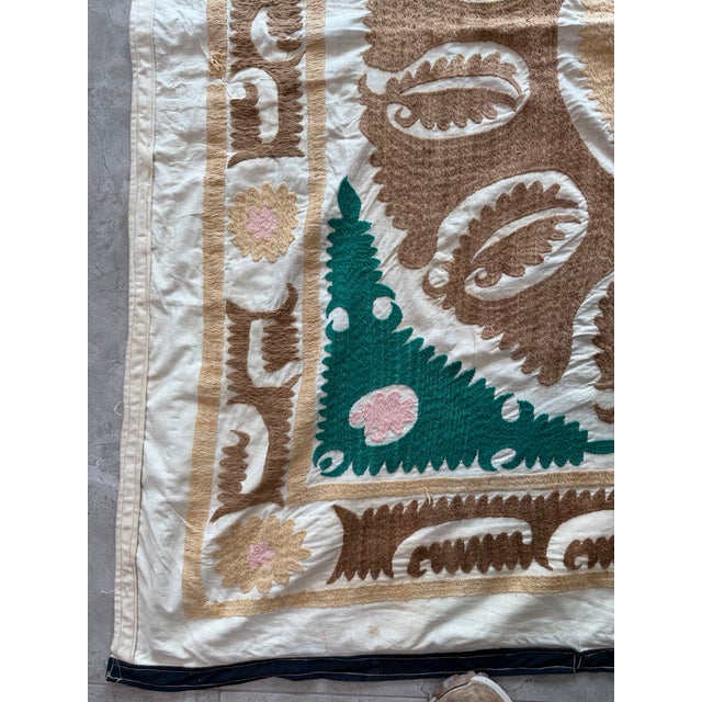 Boho Neutral Tan Suzani From Tashkent For Sale - Image 4 of 7